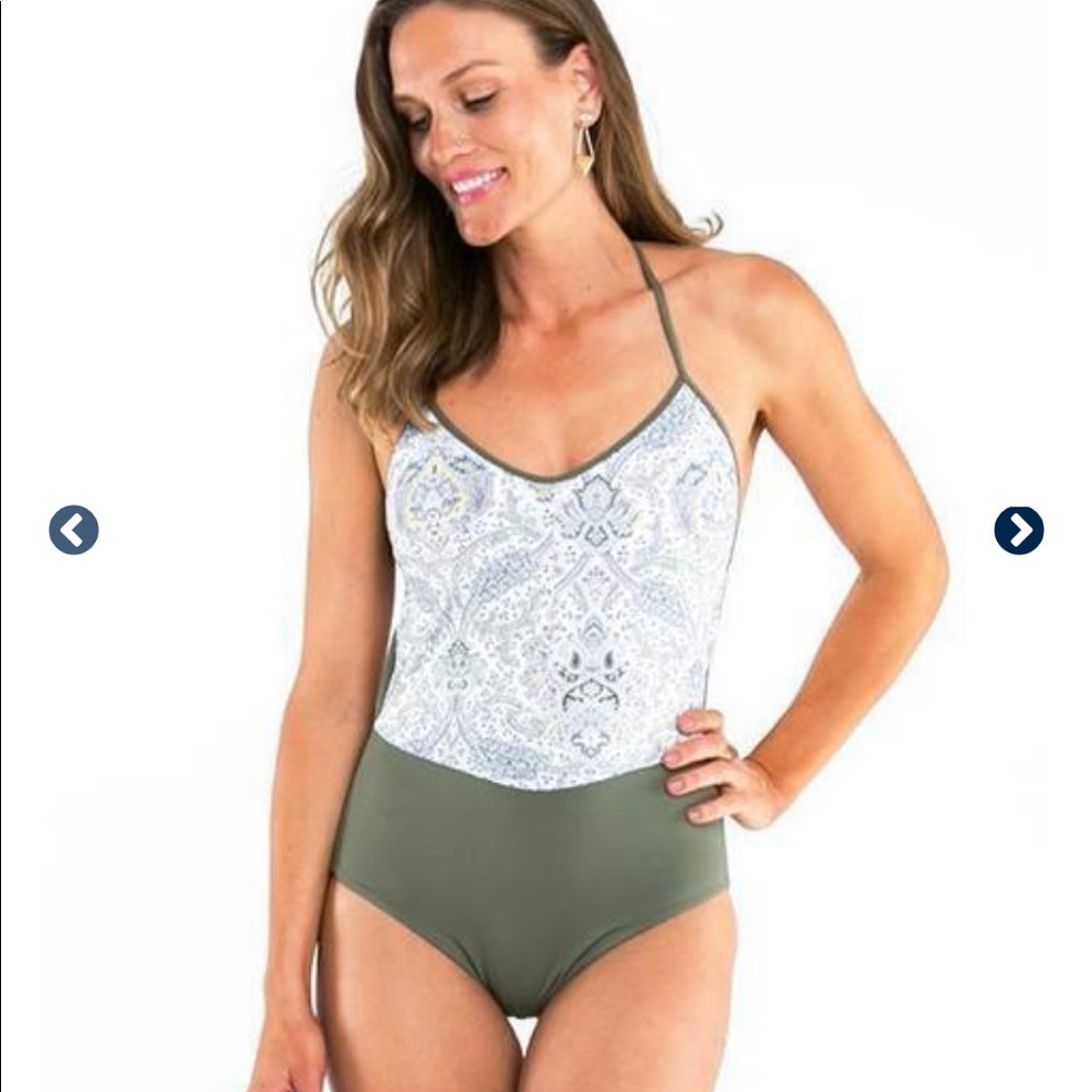 Carve Designs (Waikiki) designer one-piece swim